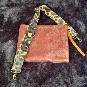 Parker thatch Lee bag with leopard strap